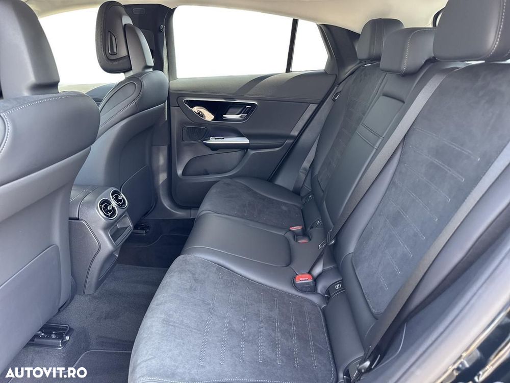 Mercedes-Benz GLC Coupe 300 e 4MATIC - 10