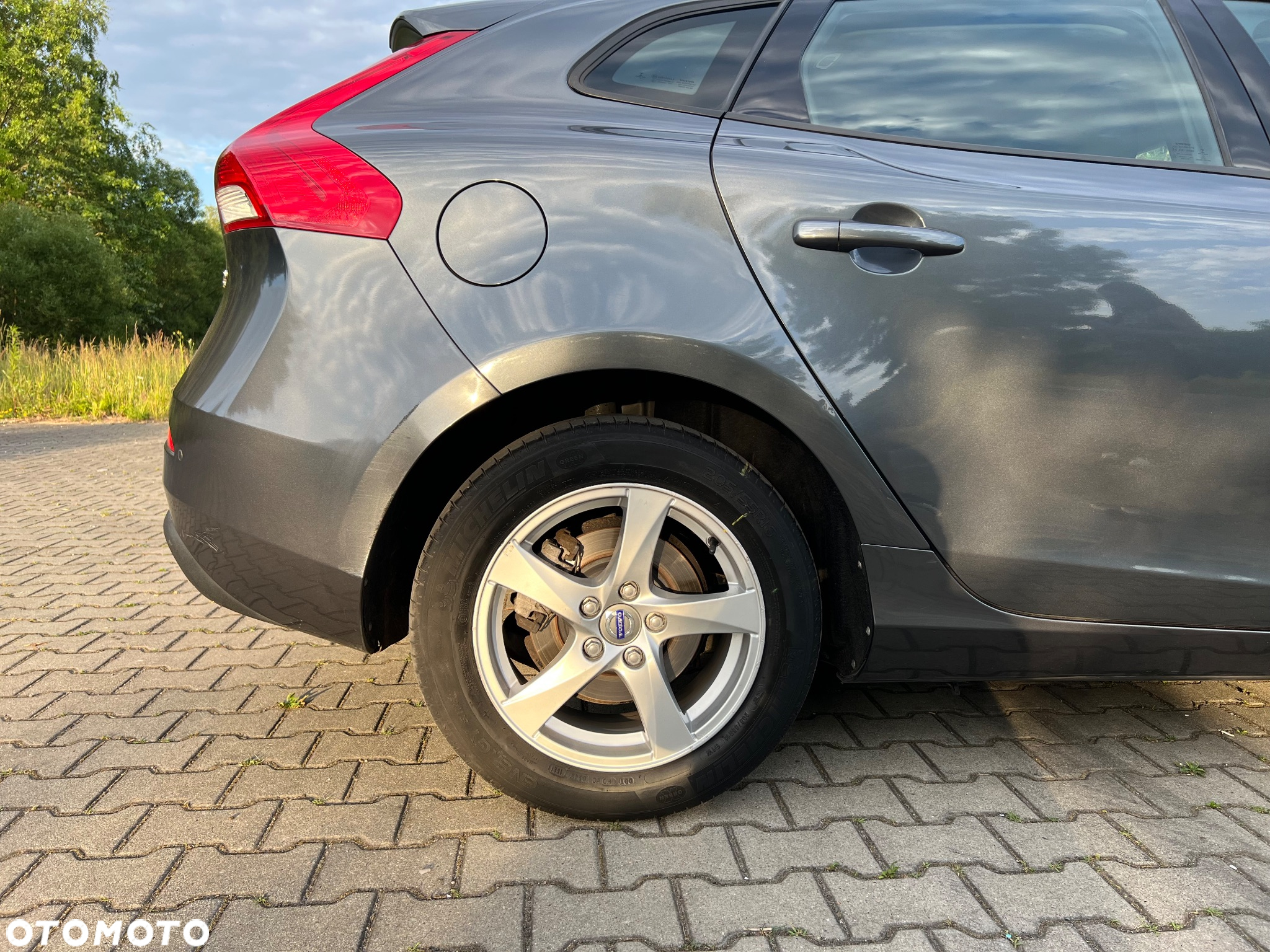 Volvo V40 - 13