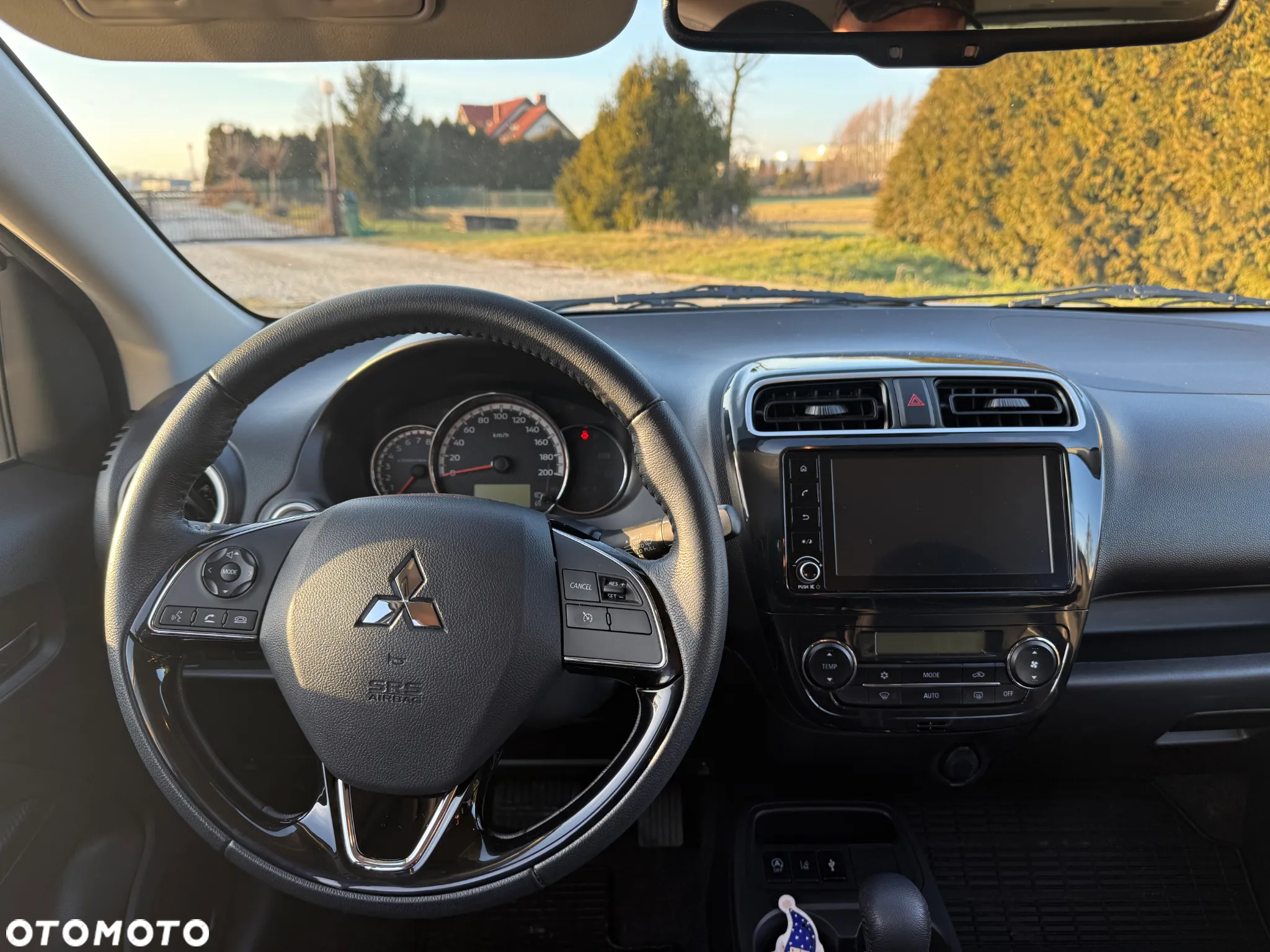 Mitsubishi Space Star 1.2 AS&G Instyle CVT - 17