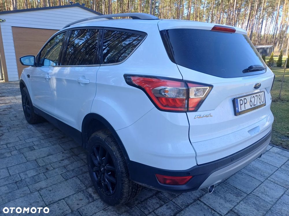 Ford Kuga 1.5 EcoBoost 2x4 Trend - 6