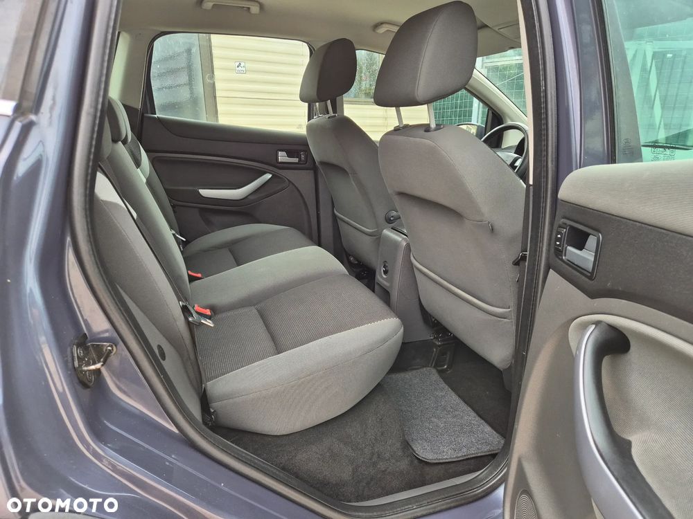 Ford Kuga 2.0 TDCi 4x4 Trend - 15