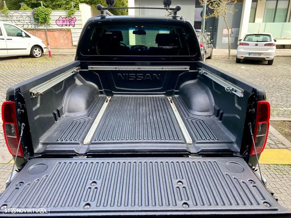 Nissan Navara 2.5 dCi CD XE 4WD - 27