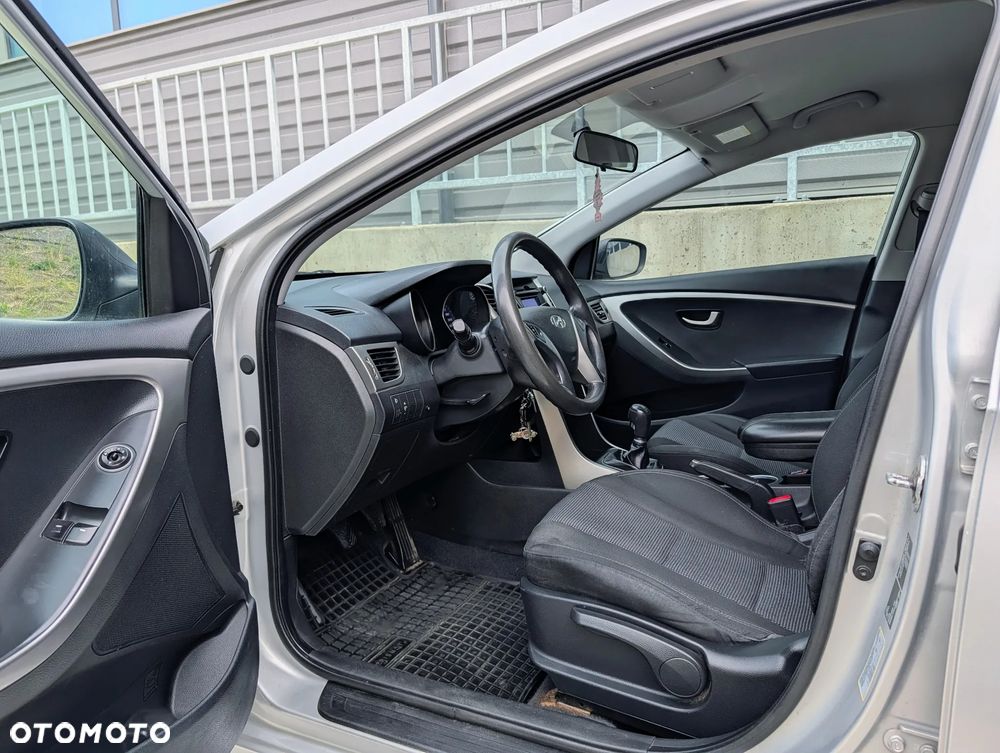 Hyundai i30 1.6 CRDi Comfort - 6