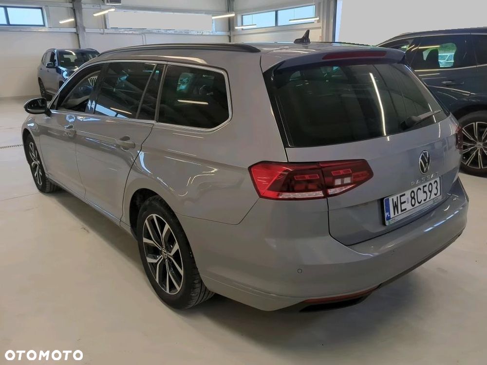 Volkswagen Passat - 3