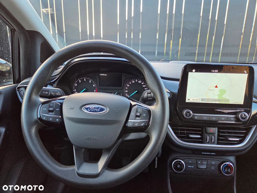 Ford Fiesta - 16