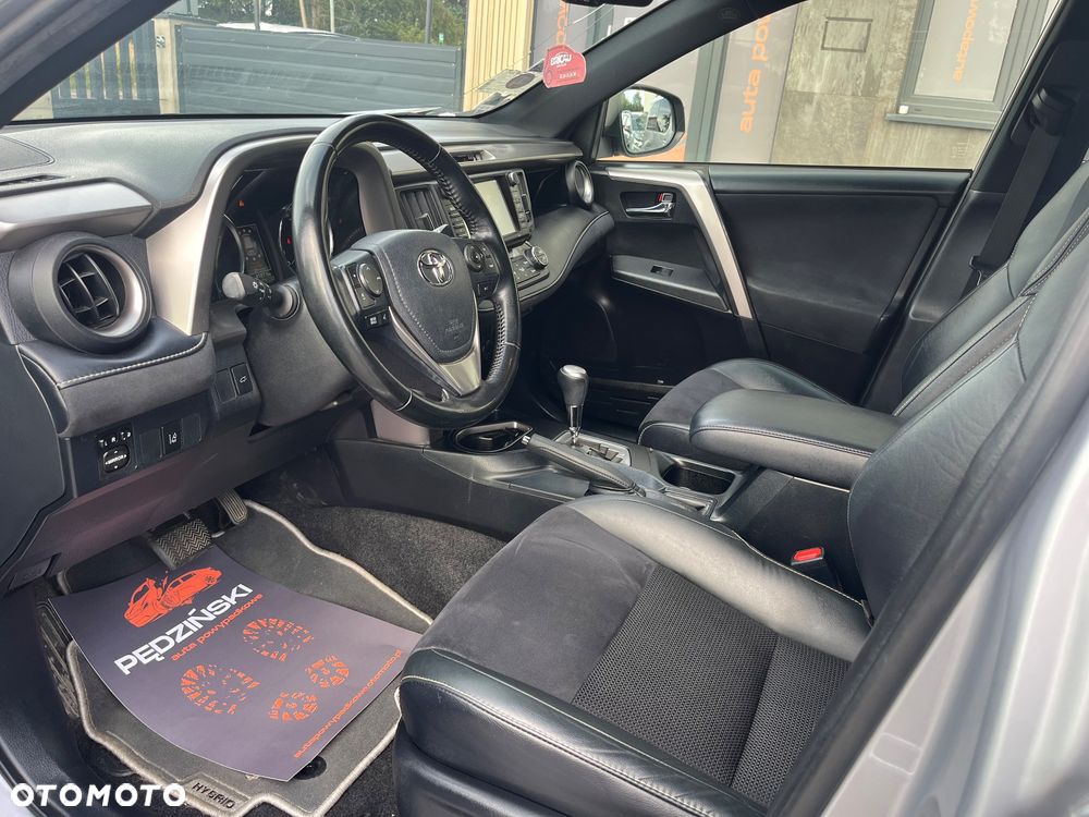 Toyota RAV4 - 7