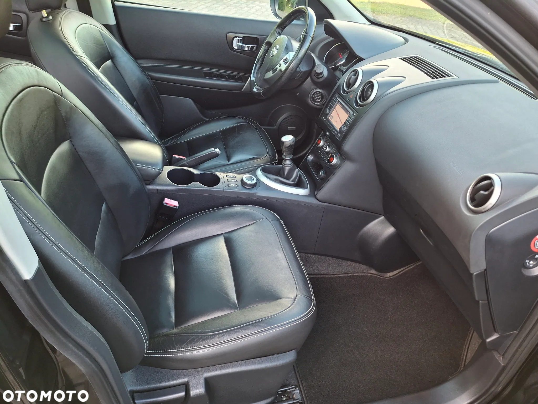 Nissan Qashqai 1.6 dCi ALL-MODE 4x4i TEKNA+ - 30