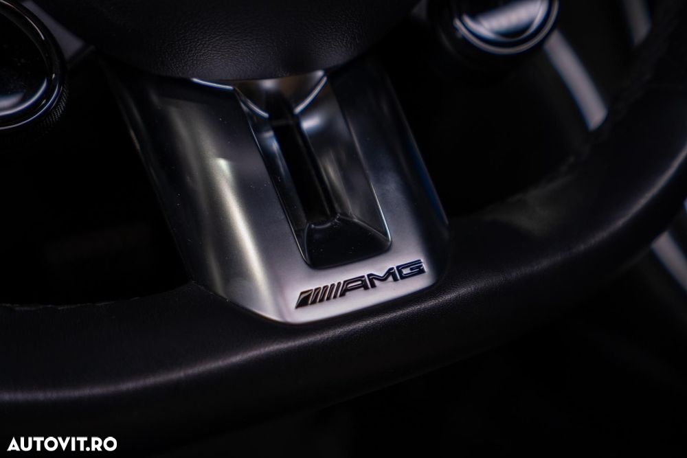 Mercedes-Benz C - 33