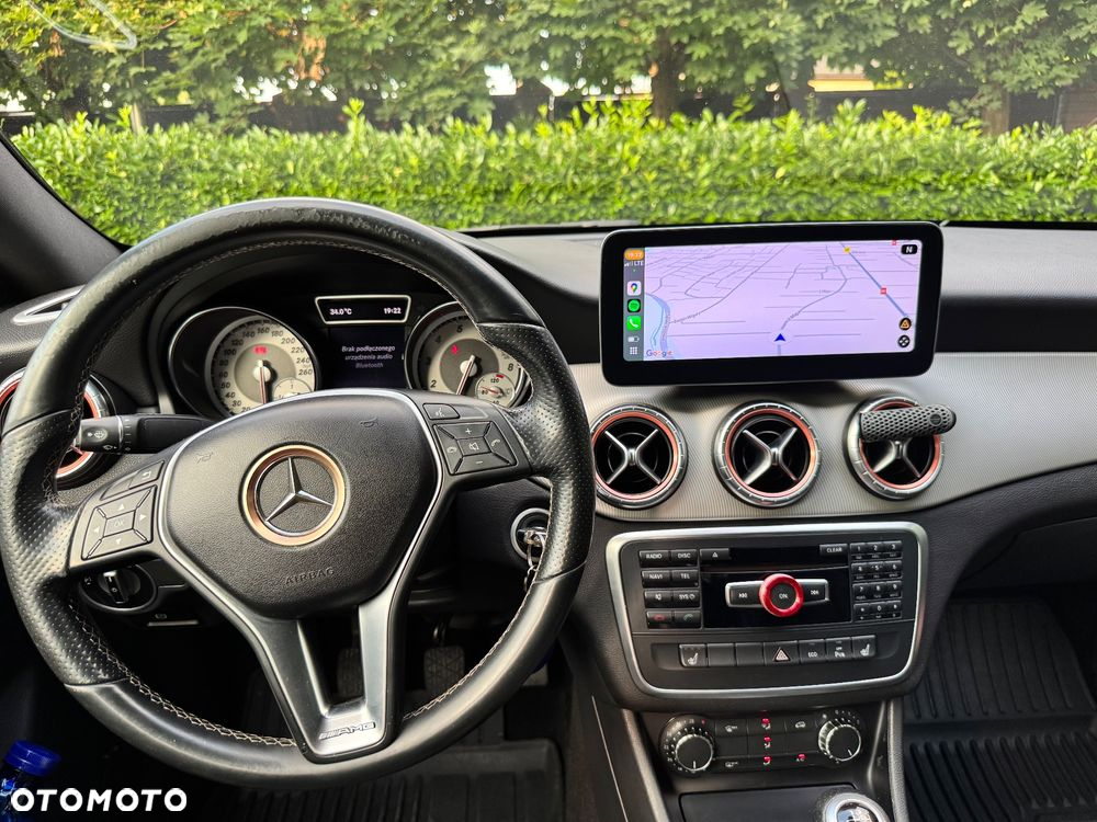 Mercedes-Benz CLA 180 - 9