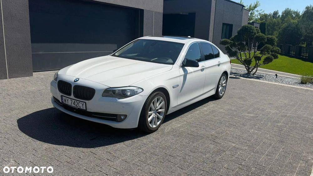 BMW Seria 5 520i - 1