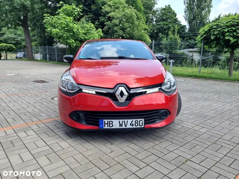 Renault Clio 1.2 16V 75 TomTom Edition - 9