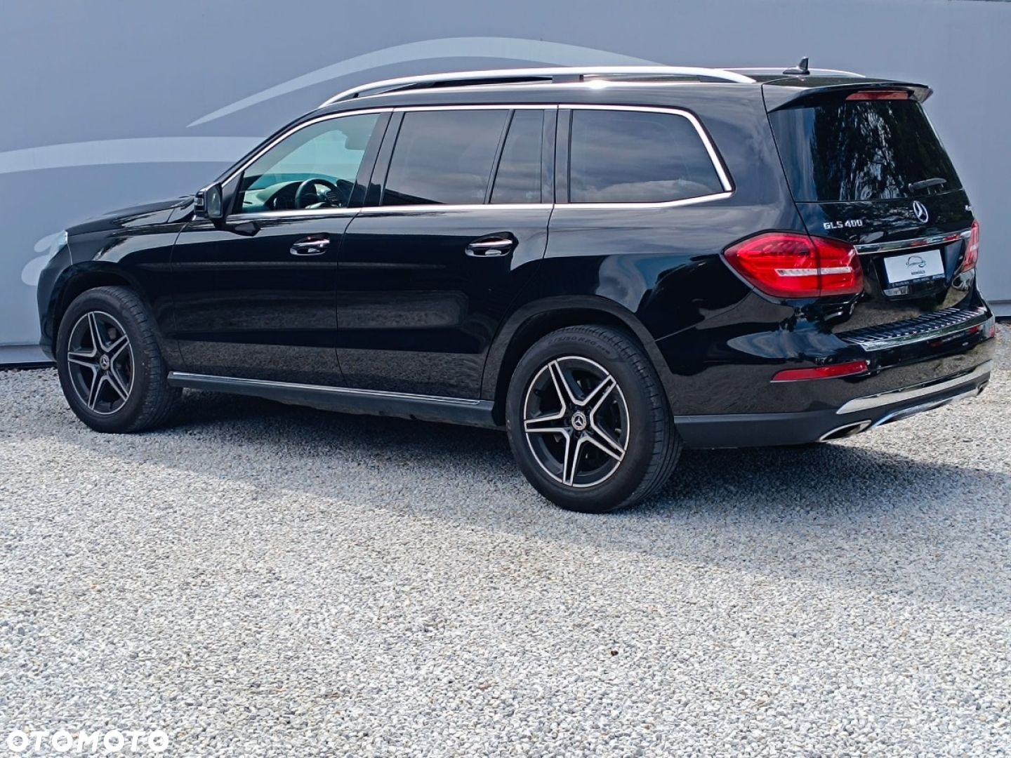 Mercedes-Benz GLS - 24