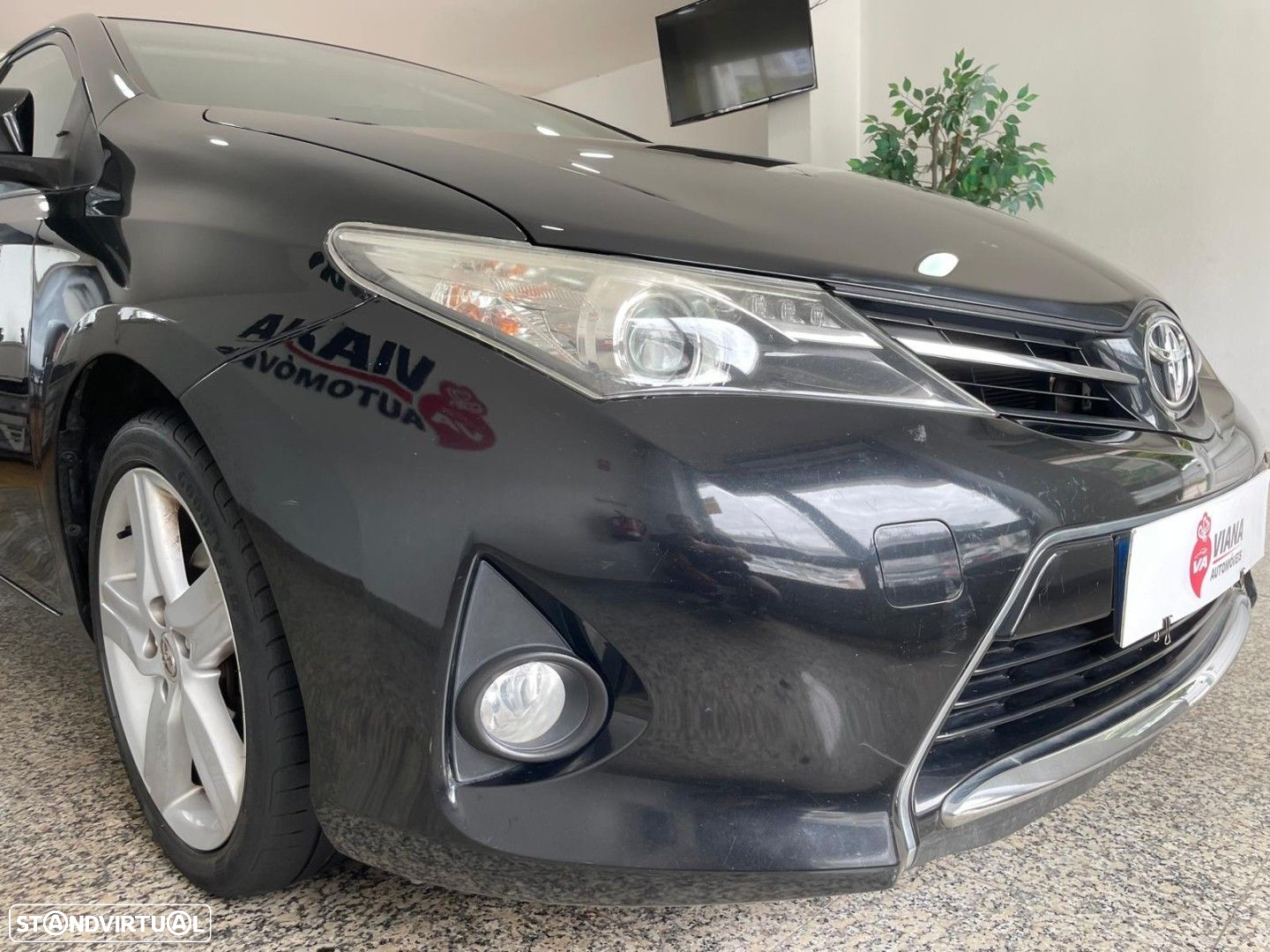 Toyota Auris 1.4 D-4D Exclusive+P.Sport - 14