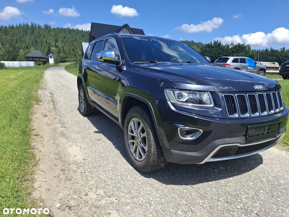 Jeep Grand Cherokee - 1