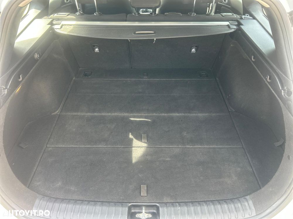 Kia Ceed - 14