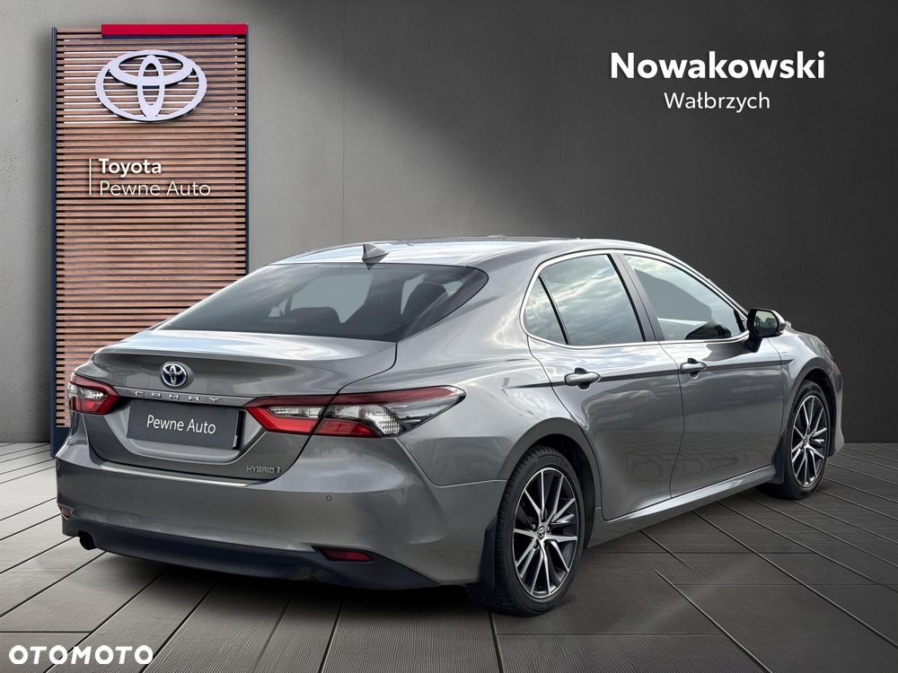 Toyota Camry 2.5 Hybrid Prestige CVT - 3