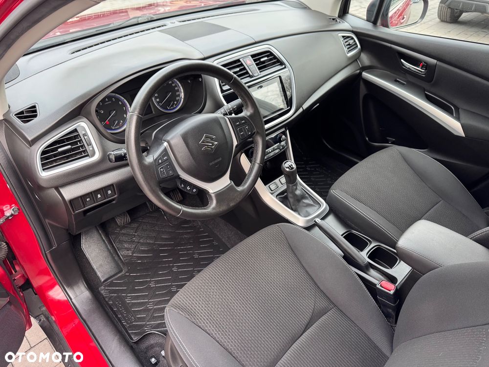 Suzuki SX4 S-Cross 1.0 T Premium - 16