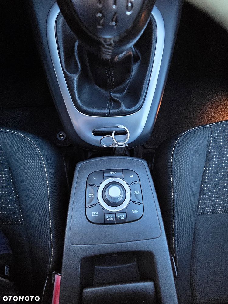 Renault Scenic 1.6 16V 110 Dynamique - 12