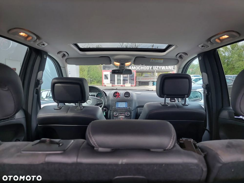 Mercedes-Benz ML - 28