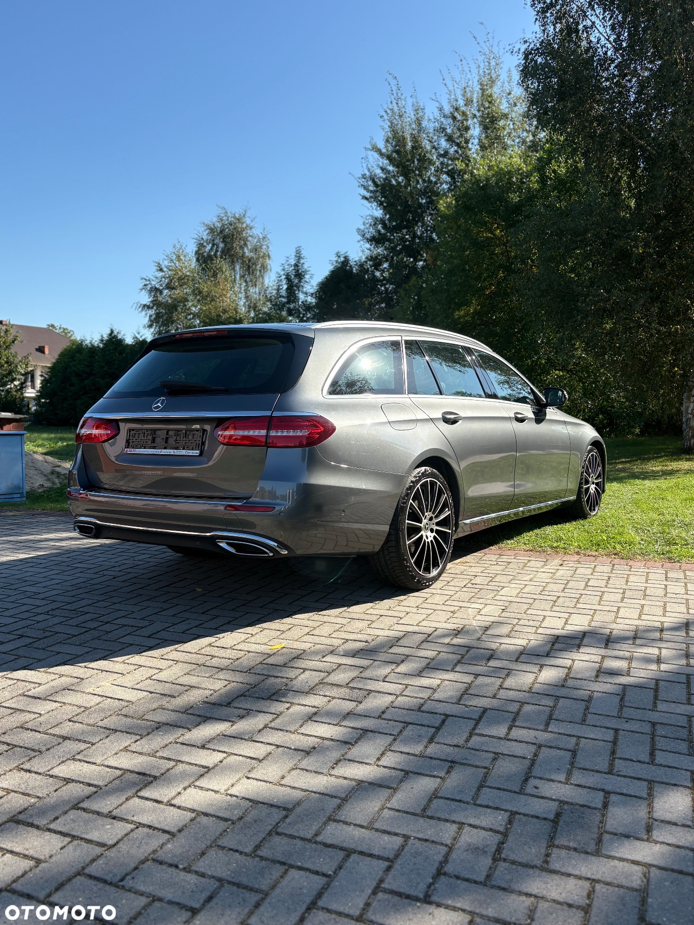 Mercedes-Benz Klasa E 220 d T 9G-TRONIC Avantgarde - 22