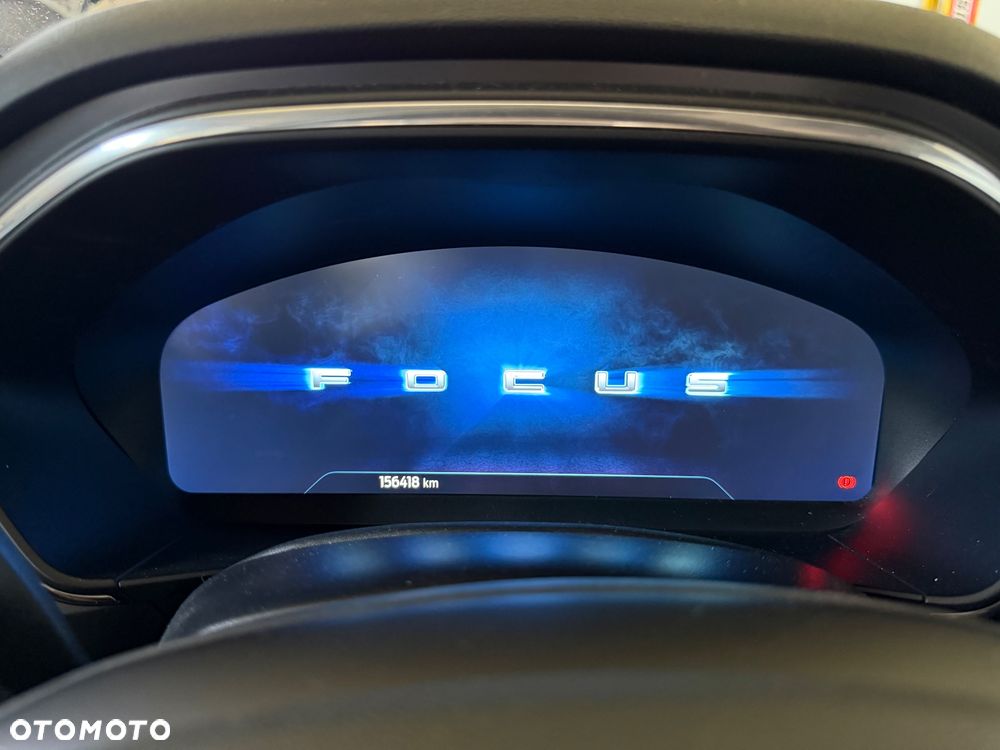 Ford Focus 1.0 EcoBoost Hybrid ACTIVE STYLE - 24