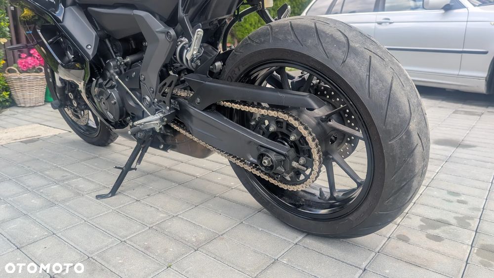 Yamaha R7 - 13