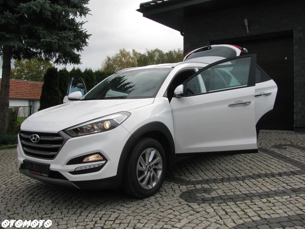 Hyundai Tucson 1.6 GDI BlueDrive Style 2WD - 12