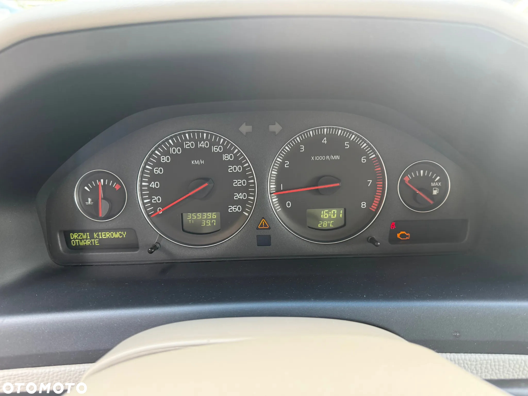 Volvo V70 2.4 Premium - 20