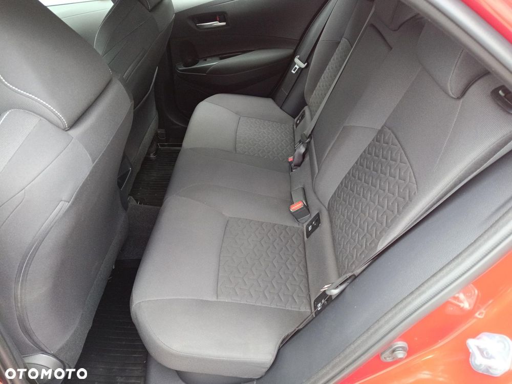 Toyota Corolla 2.0 Hybrid Comfort - 19