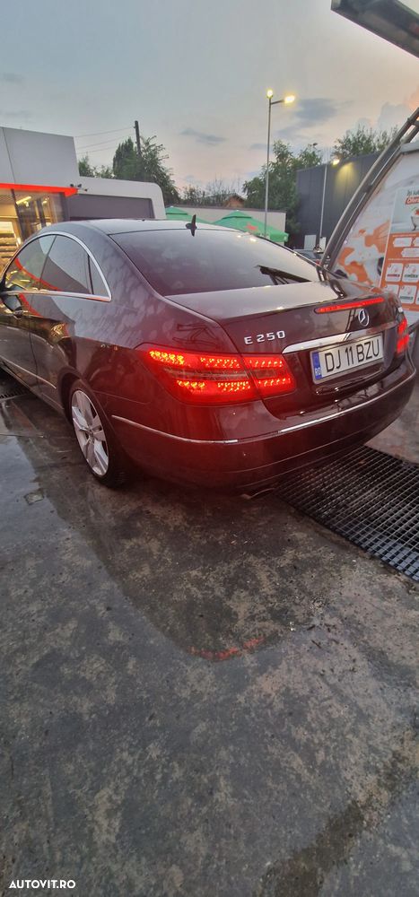 Mercedes-Benz E 250 CDI DPF BlueEFFICIENCY Automatik Avantgarde - 16