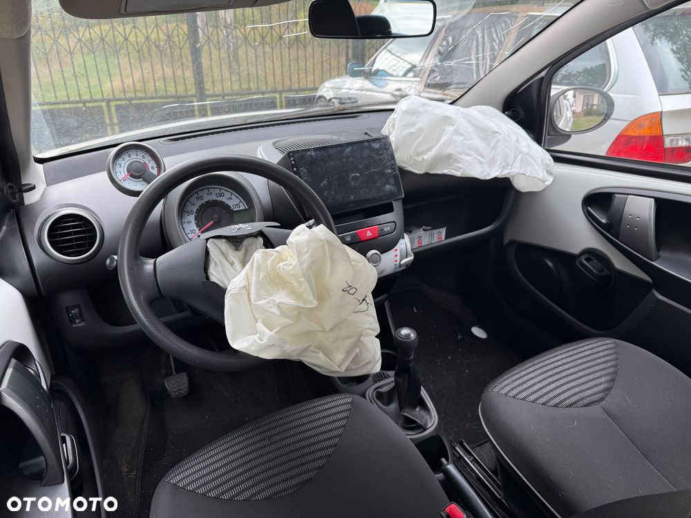 Peugeot 107 1.0 Active - 14