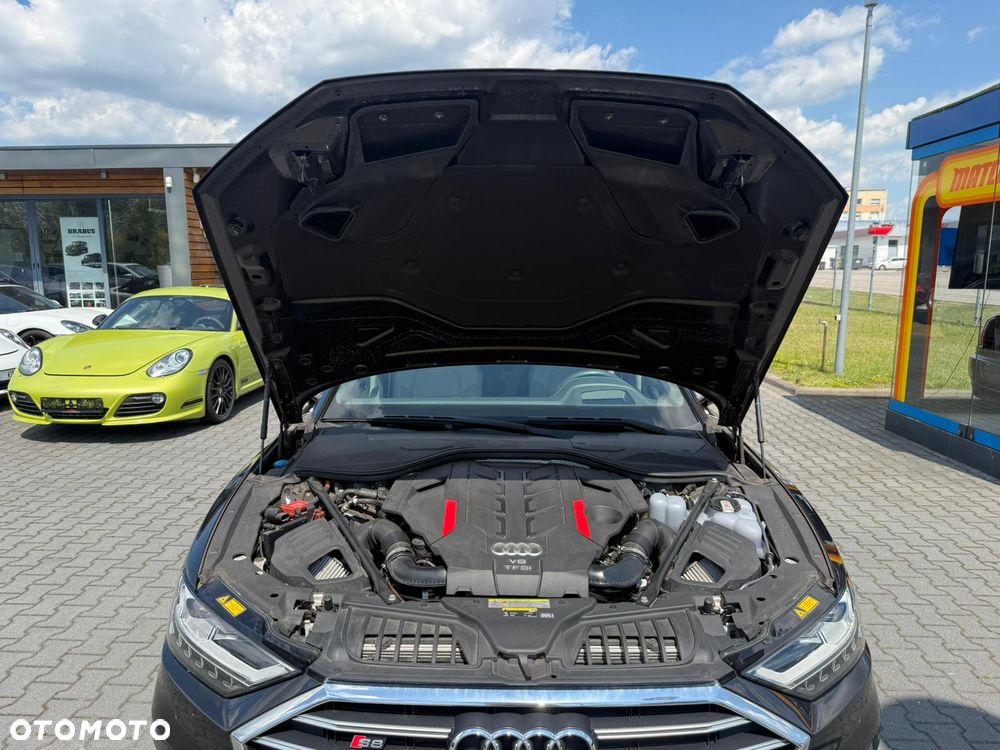 Audi S8 TFSI mHEV Quattro Tiptr - 9