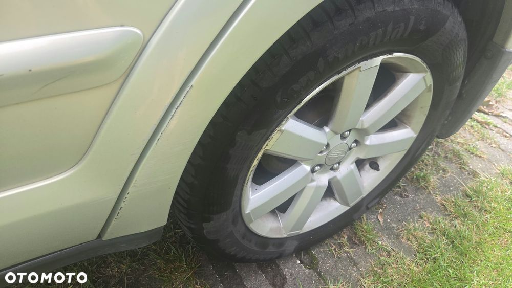 Subaru Outback 2.5i AT - 12