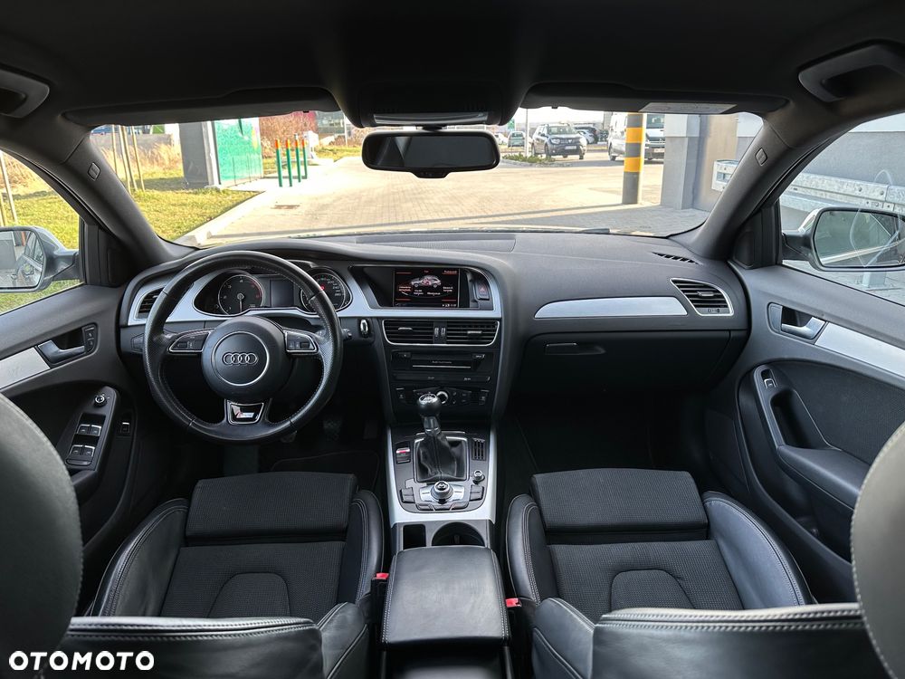 Audi A4 Avant 2.0 TDI DPF clean diesel S line Sportpaket - 10