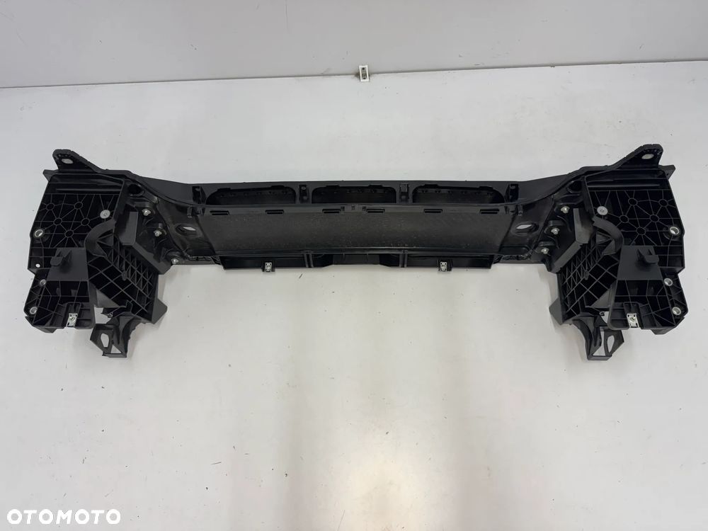 PAS PRZEDNI MERCEDES GLE W167 - 7