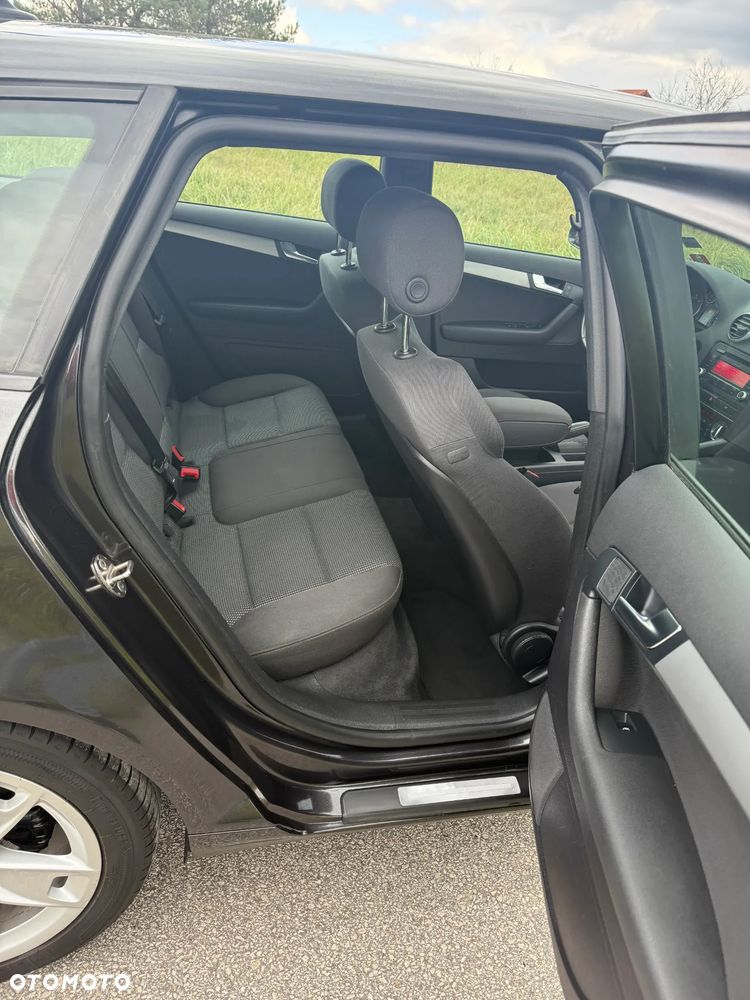 Audi A3 Sportback 1.6 TDI DPF Ambiente - 10