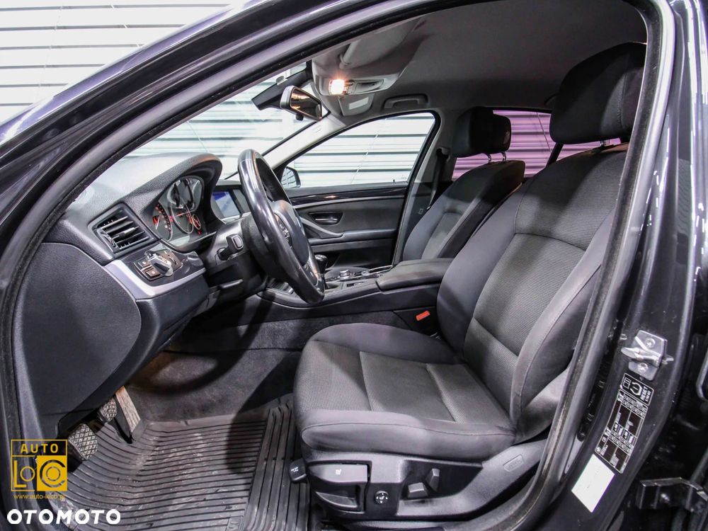 BMW Seria 5 - 12