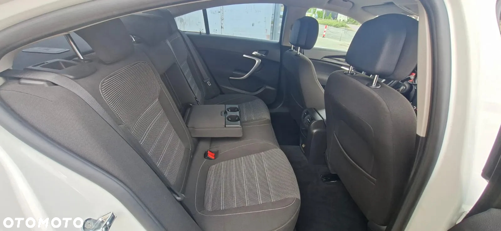 Opel Insignia 1.4 T Cosmo S&S - 20