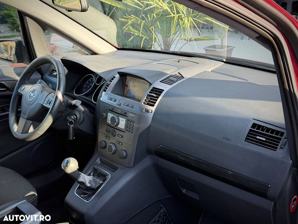 Opel Zafira - 26