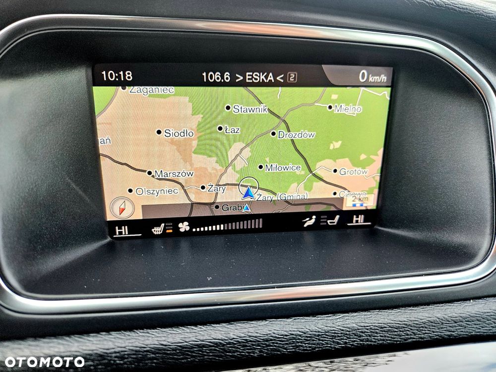 Volvo V40 T2 Linje Svart - 38