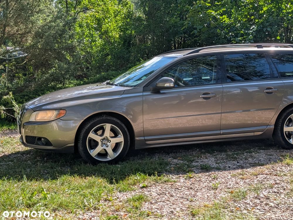 Volvo V70 2.0D Momentum - 10