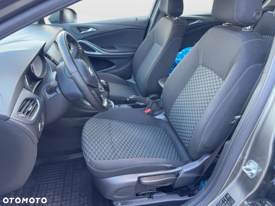 Opel Astra - 10