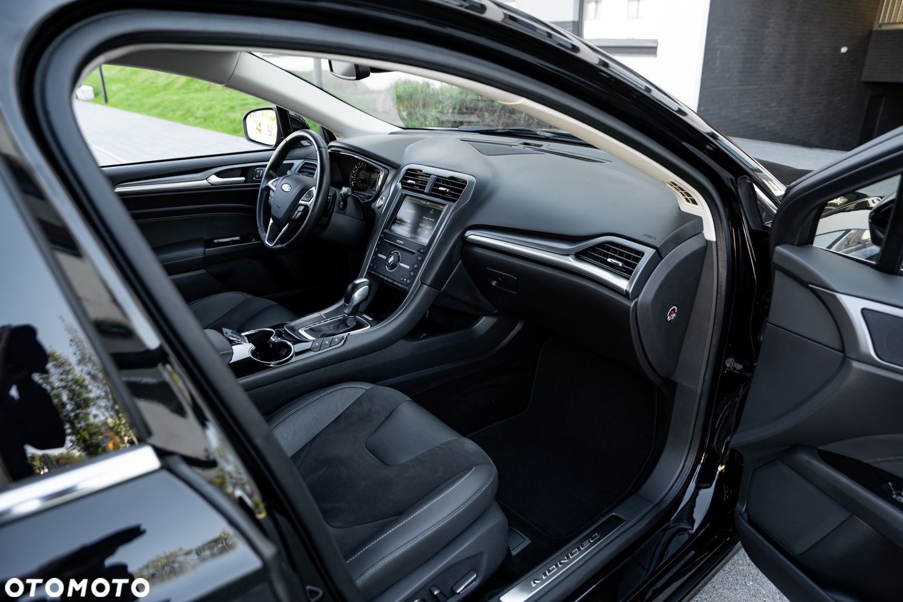 Ford Mondeo - 23