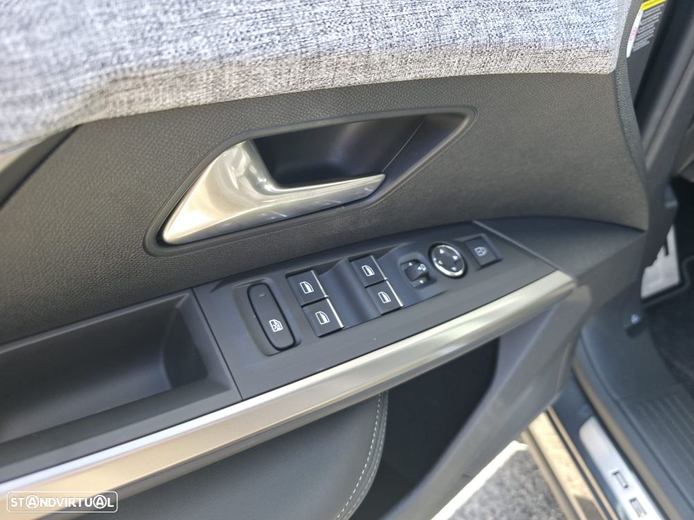 Peugeot 5008 Hybrid 145 e-DSC6 GT Exclusive - 17