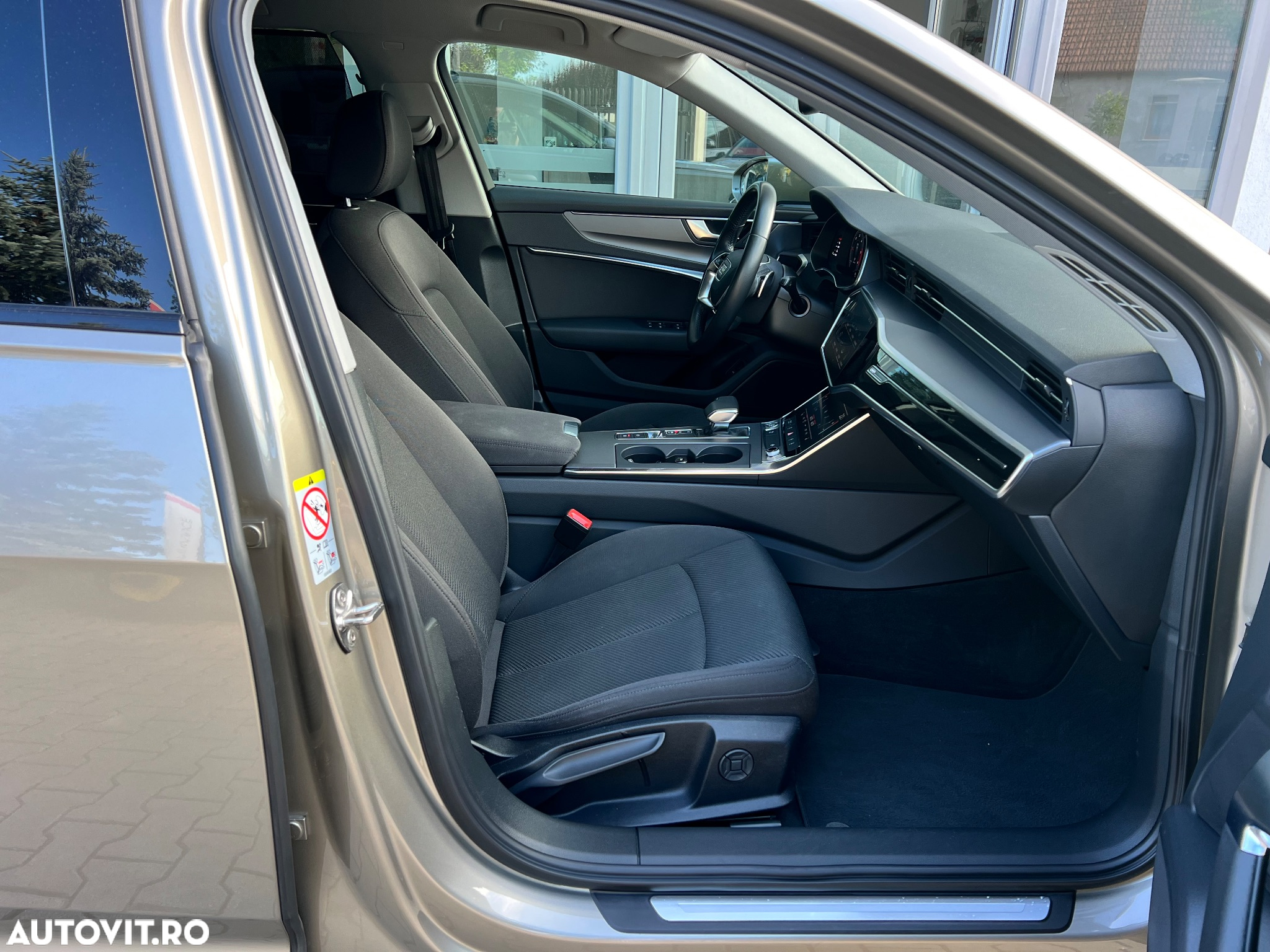 Audi A6 Avant 2.0 40 TDI S tronic Design - 14