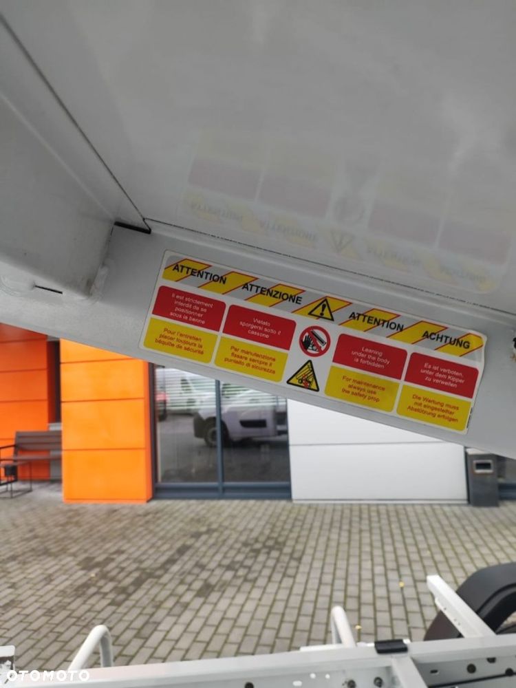 Renault Master - 29