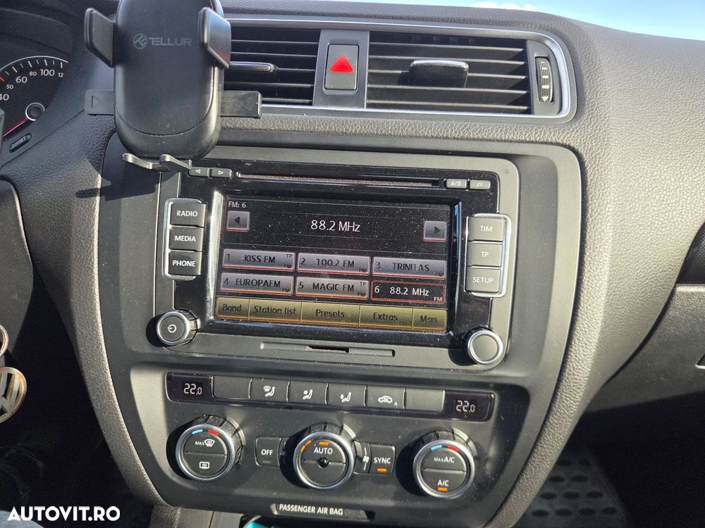 VOLKSWAGEN Jetta 2013 — imagine 12