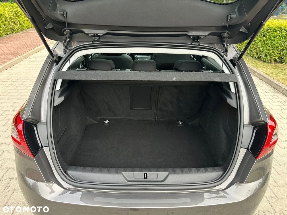 Peugeot 308 - 32