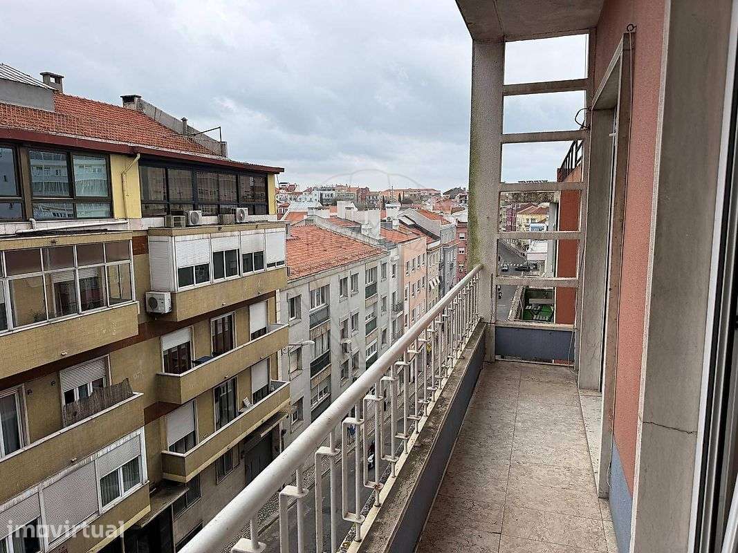 Apartamento T1 para arrendamento - Grande imagem: 2/16