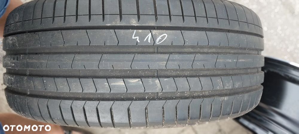 Pojedyncza opona Pirelli P Zero PZ4 SC 255/40 R21 102Y XL *, PNCS